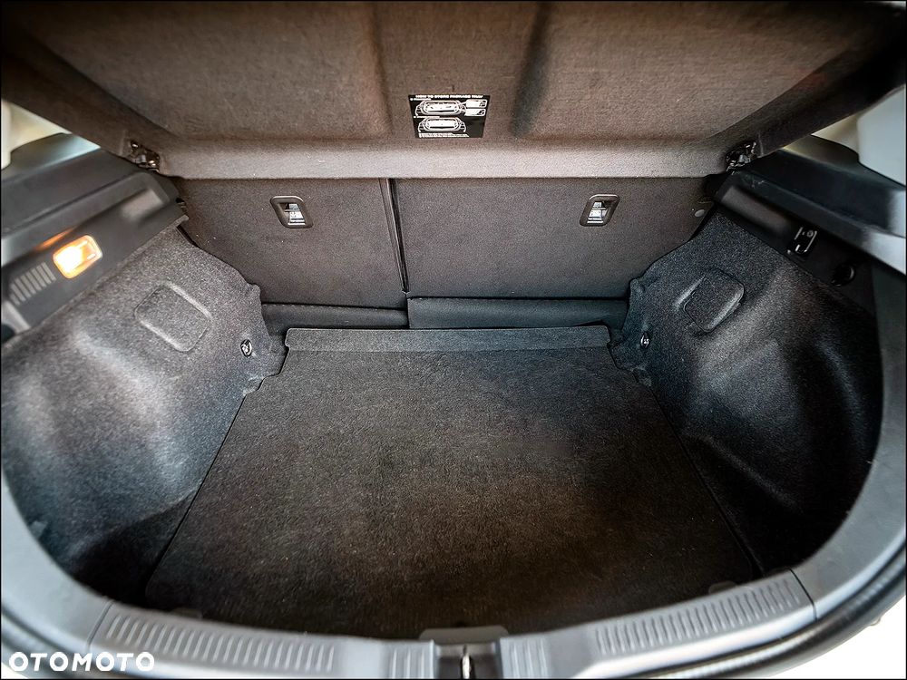 Toyota Auris - 37