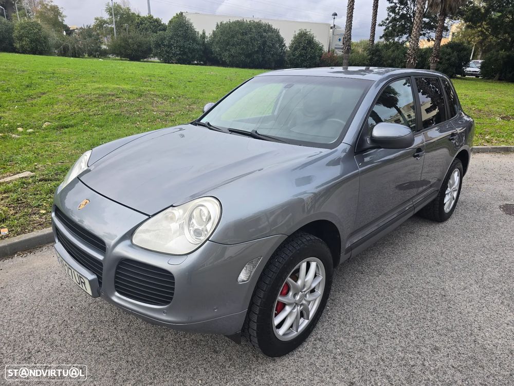 Porsche Cayenne Turbo - 3