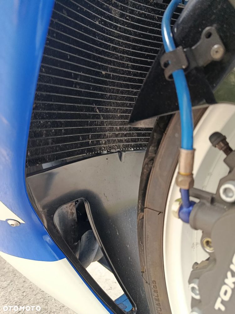 Suzuki GSX-R - 23