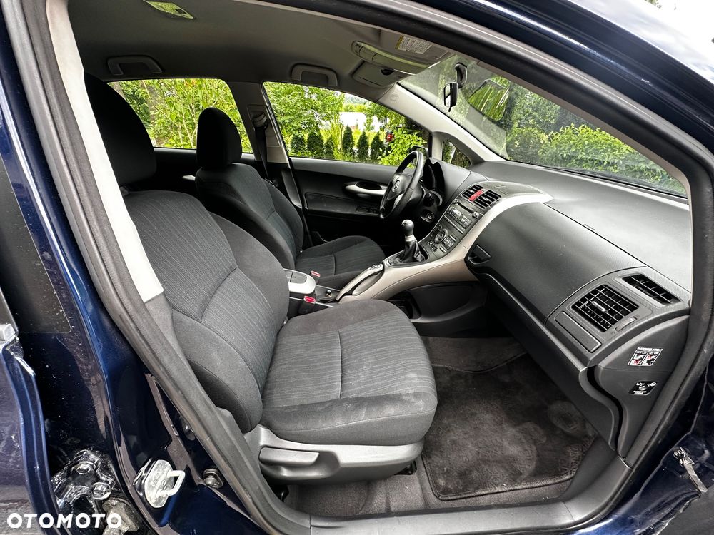 Toyota Auris 1.4 VVT-i Sol - 14