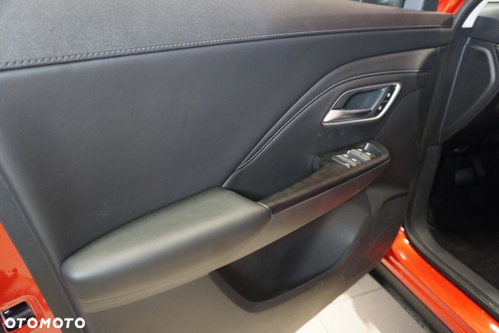 MG ZS Hybrid+ - 27