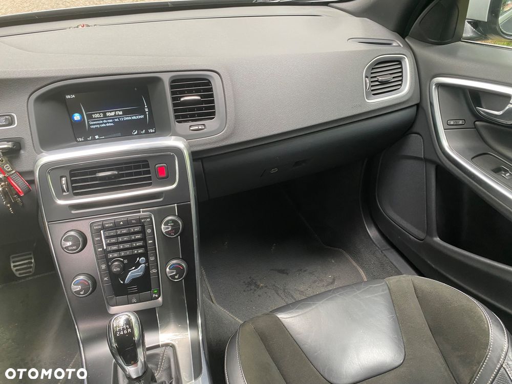 Volvo S60 D2 Drive-E R-Design Momentum - 14