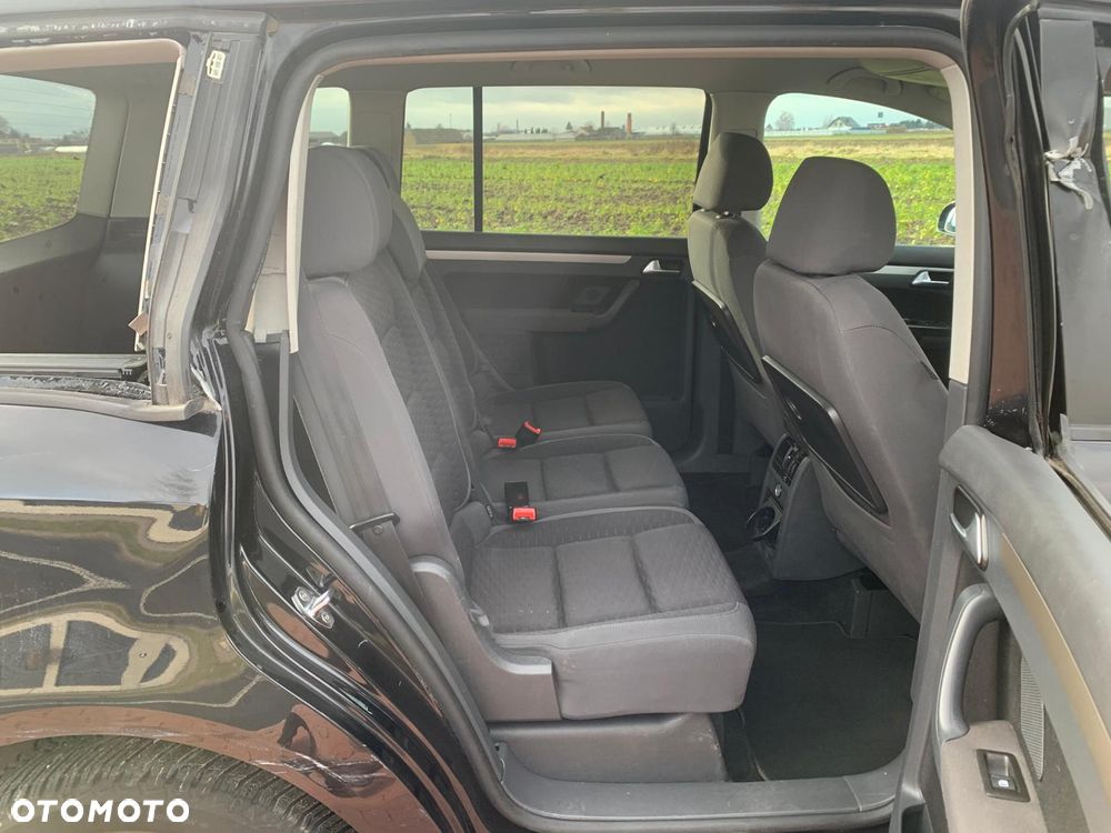 Volkswagen Touran 2.0 TDI DPF Comfortline - 31