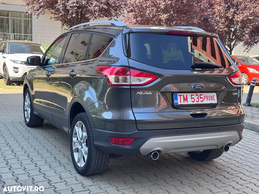 Ford Kuga 1.5 EcoBoost 2x4 Titanium - 24