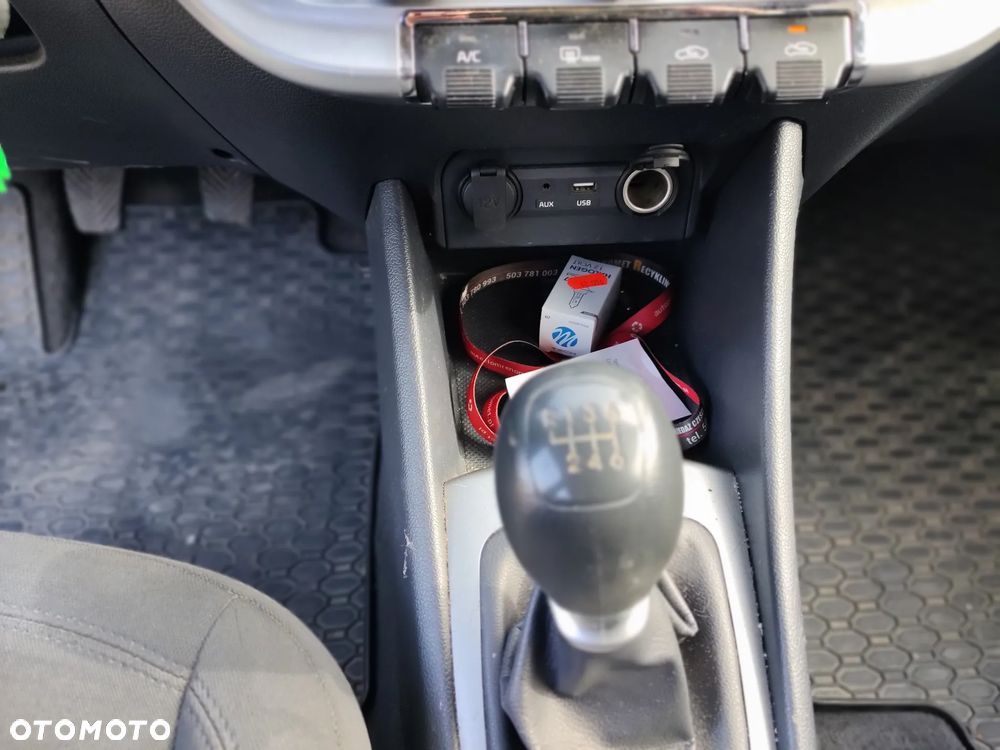 Kia Rio 1.1 crdi L - 10