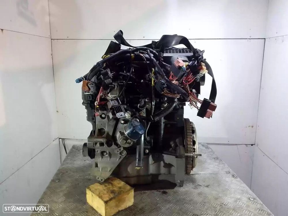 MOTOR COMPLETO DACIA SANDERO 2010 -K9K792 - 4