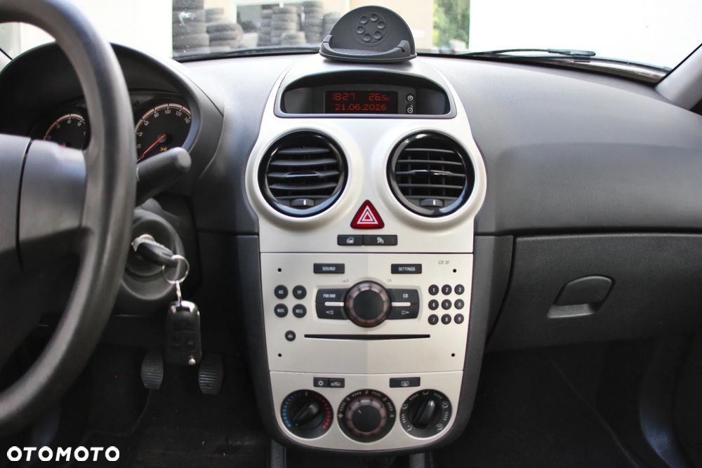Opel Corsa - 8
