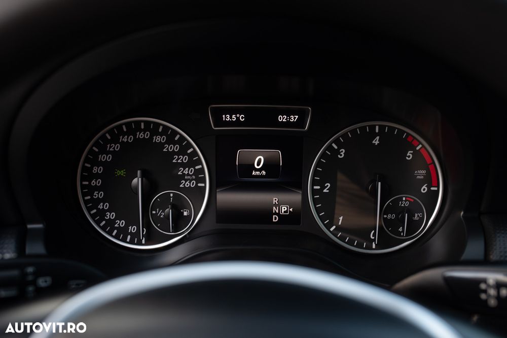 Mercedes-Benz A 180 - 13