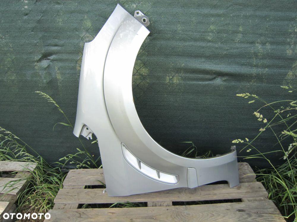 Błotnik przód przedni prawy Ford S-Max Mk.1 76