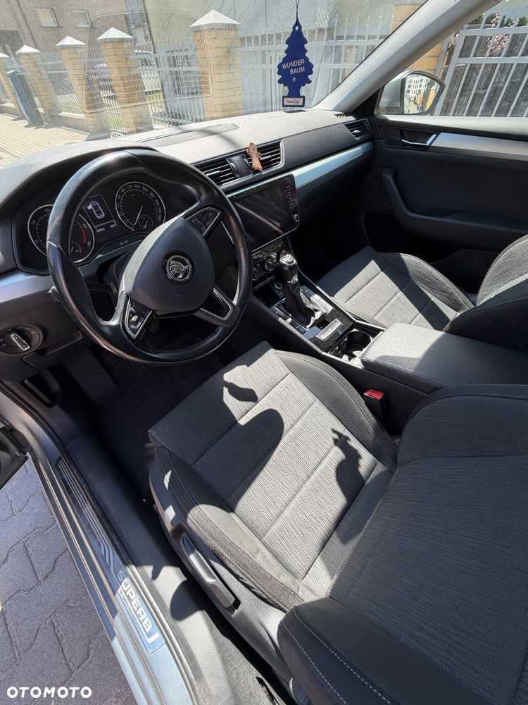 Skoda Superb 2.0 TDI Ambition - 13