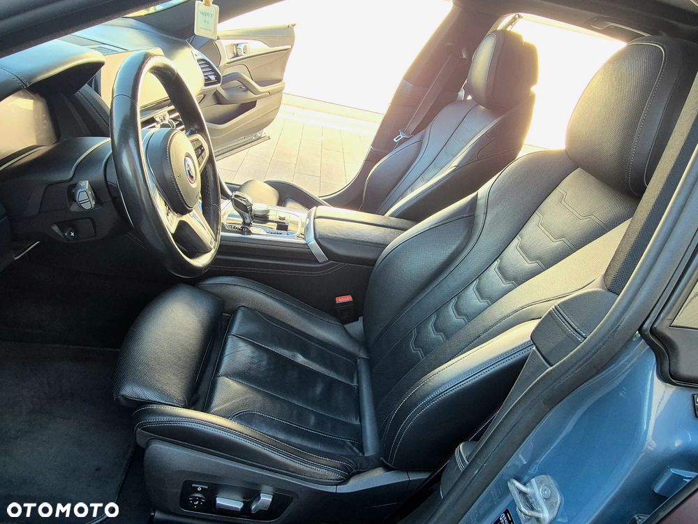 BMW Seria 8 840i - 18