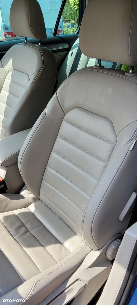 Volkswagen Golf e-Golf - 8