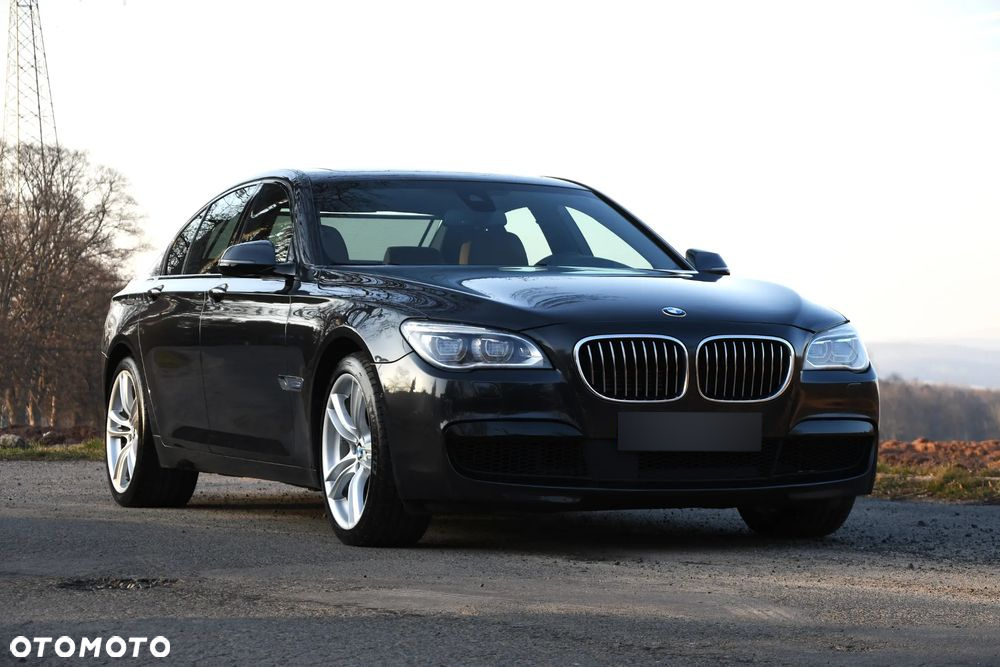 BMW Seria 7 750i xDrive Edition Exclusive - 4