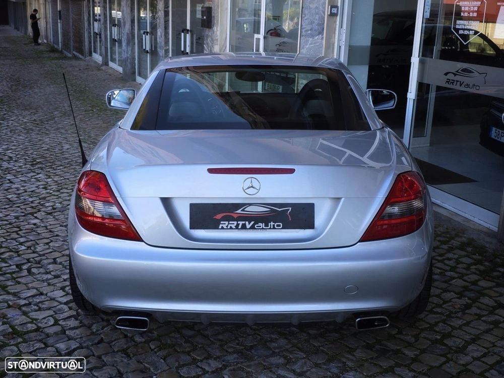 Mercedes-Benz SLK 200 (BlueEFFICIENCY) - 15