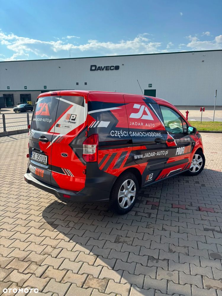 Ford Transit Courier Ambiente - 4