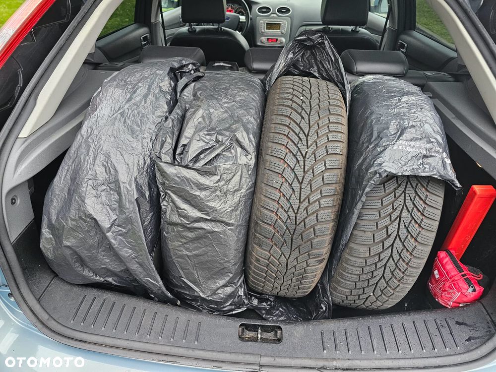 Ford Focus 1.6 16V Titanium - 26