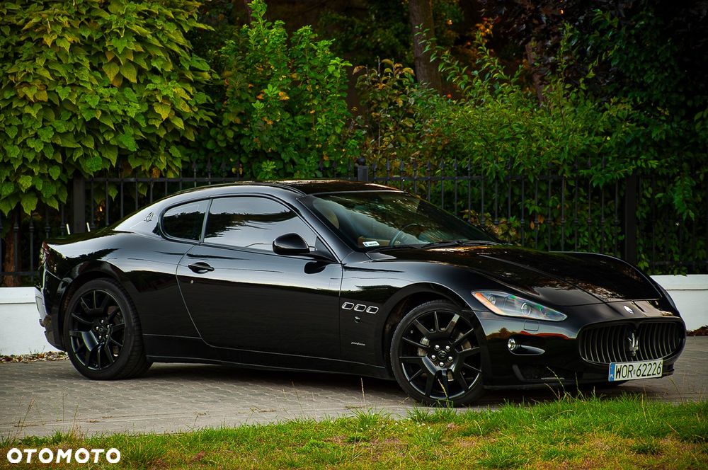 Maserati GranTurismo - 12