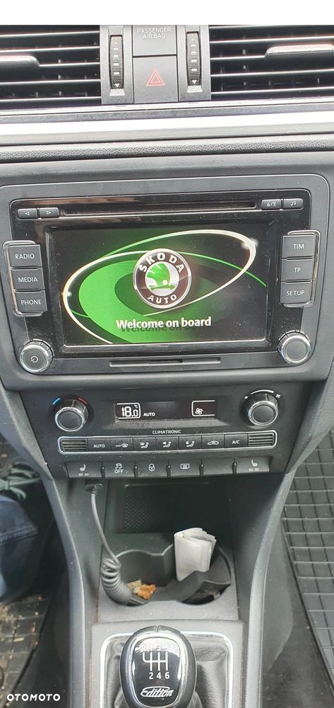 Skoda RAPID 1.2 TSI Style Plus - 17