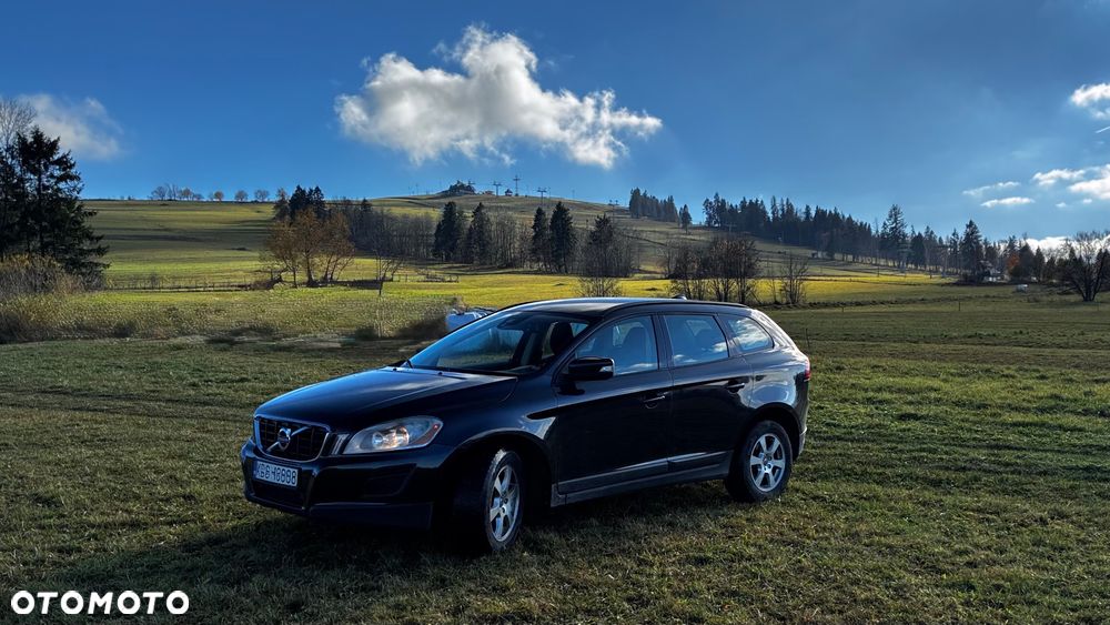 Volvo XC 60 D5 AWD Momentum - 2