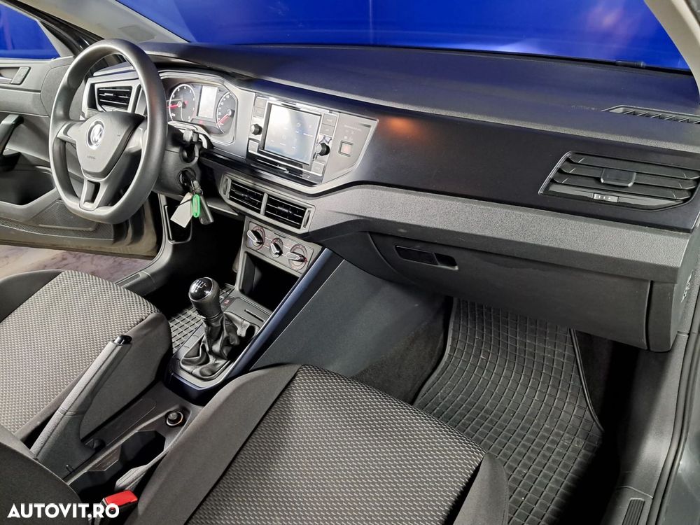 Volkswagen Polo - 17