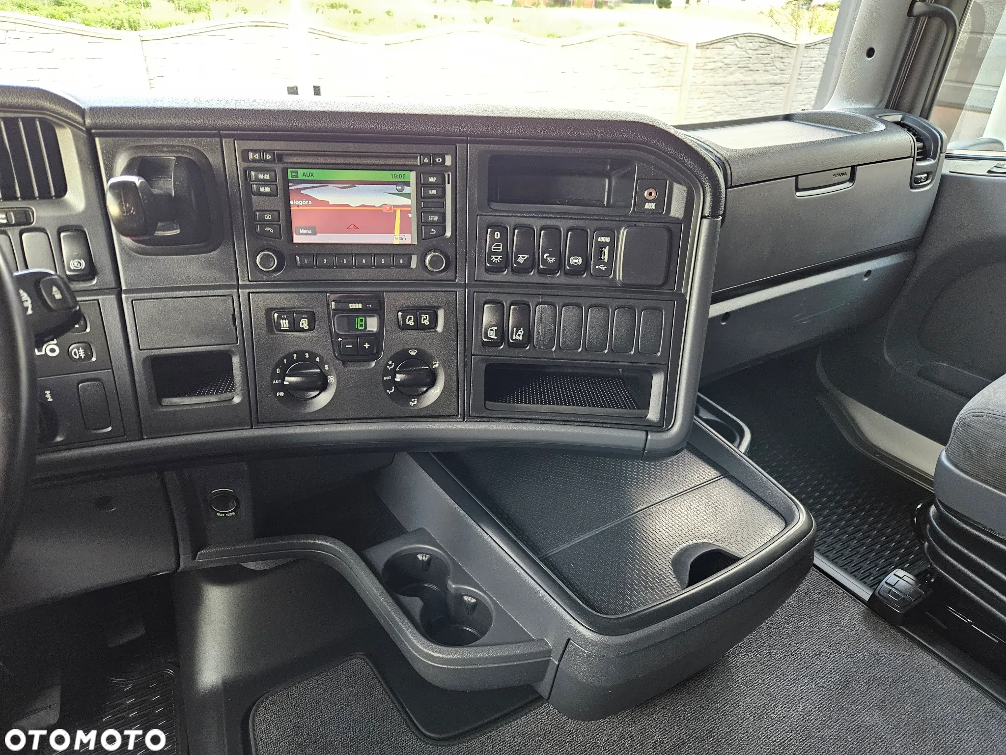 Scania R450/EURO6/378.000km/BEZ EGR/SPROWADZONA Z NIEMIEC/ON 1200L - 28
