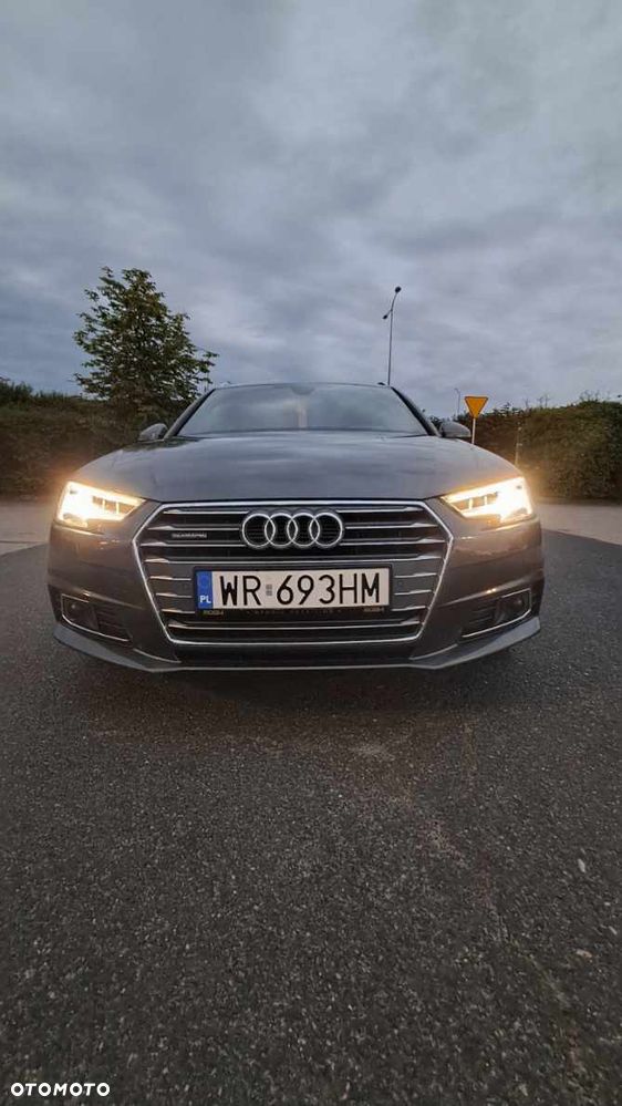 Audi A4 Avant 2.0 TDI S tronic quattro - 6