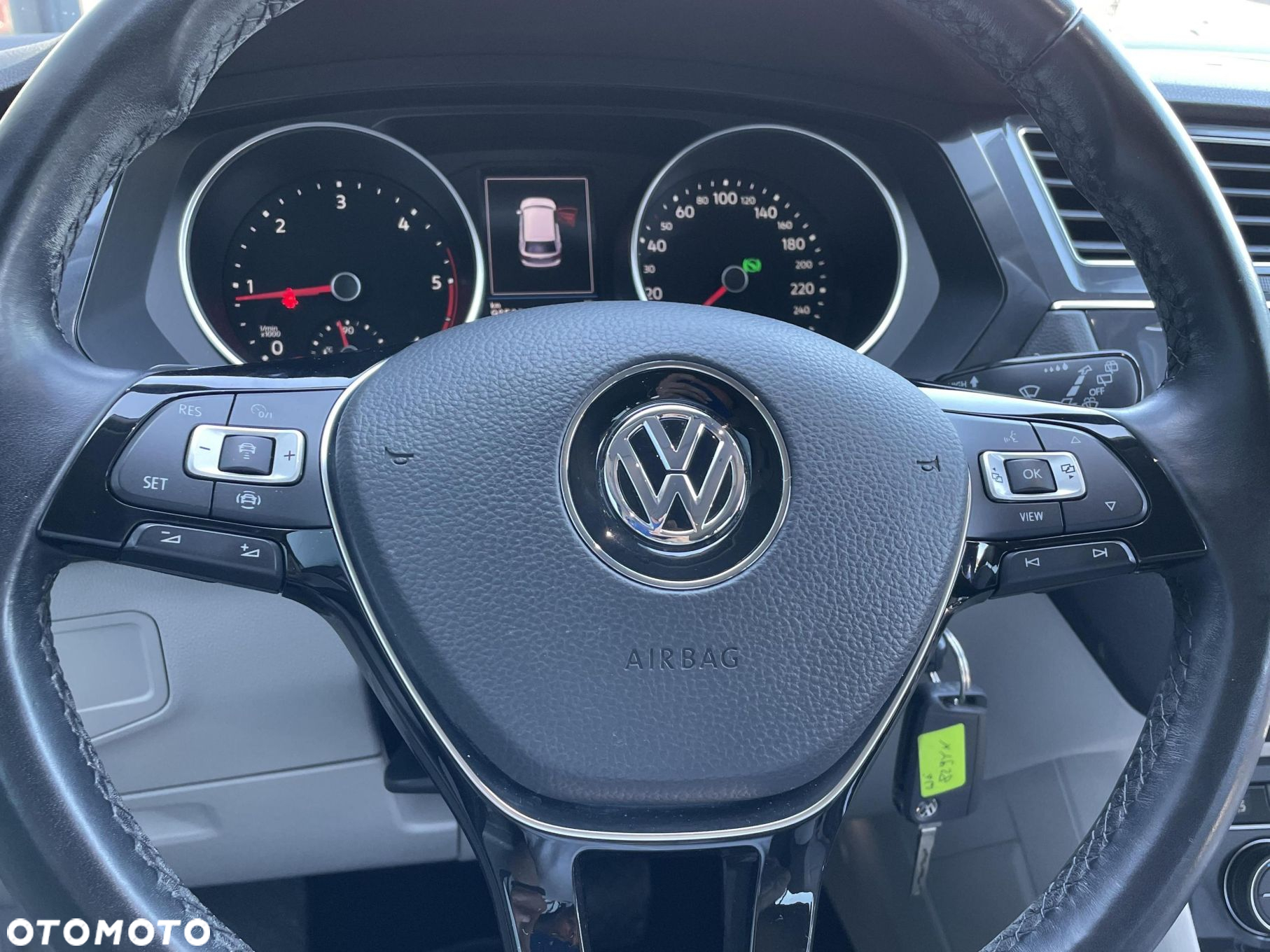Volkswagen Tiguan 2.0 TDI BMT SCR Comfortline DSG - 24