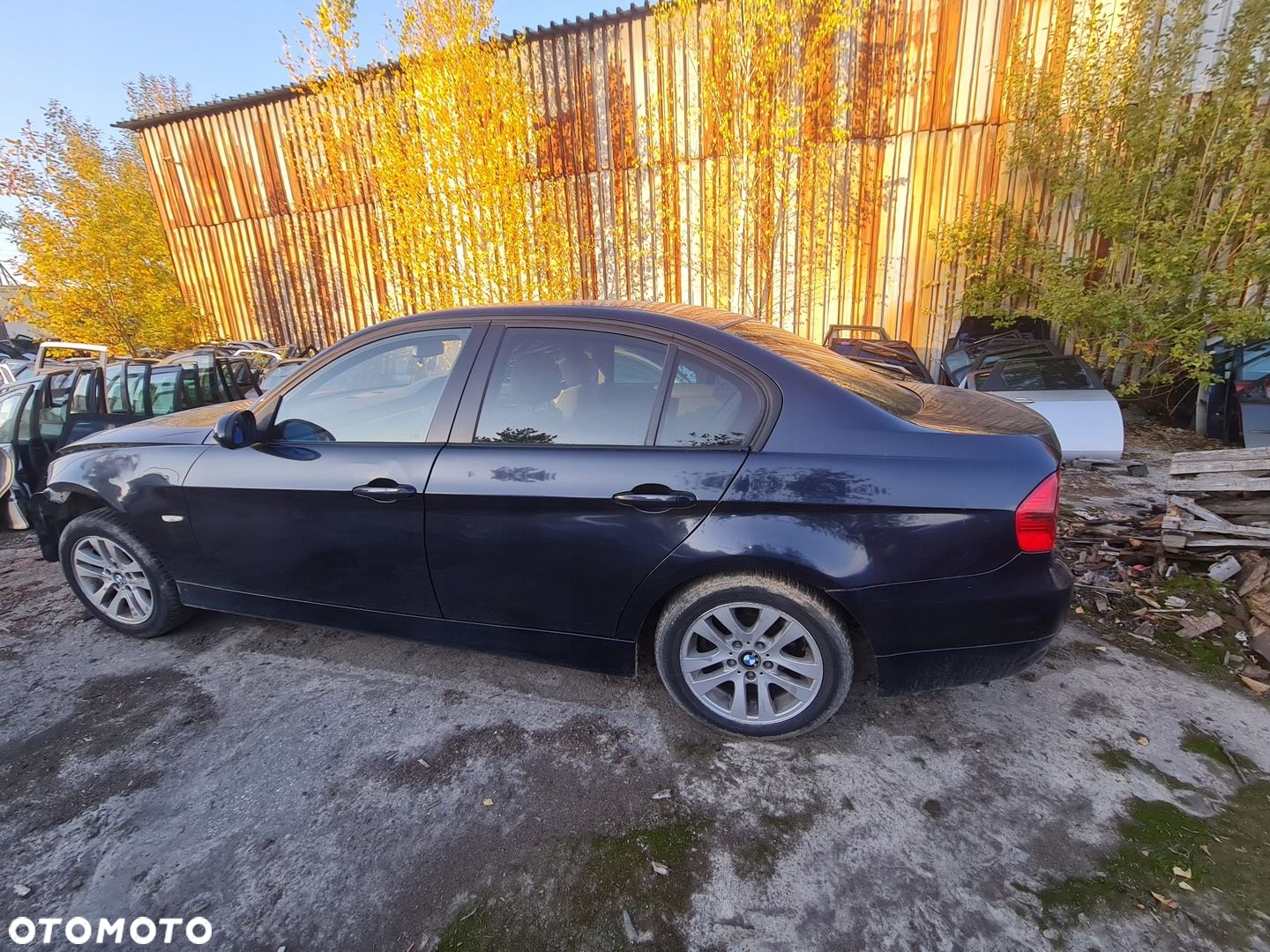 BŁOTNIK LEWY PRAWY PRZÓD BMW E90 MONACOBLAU A35 - 5