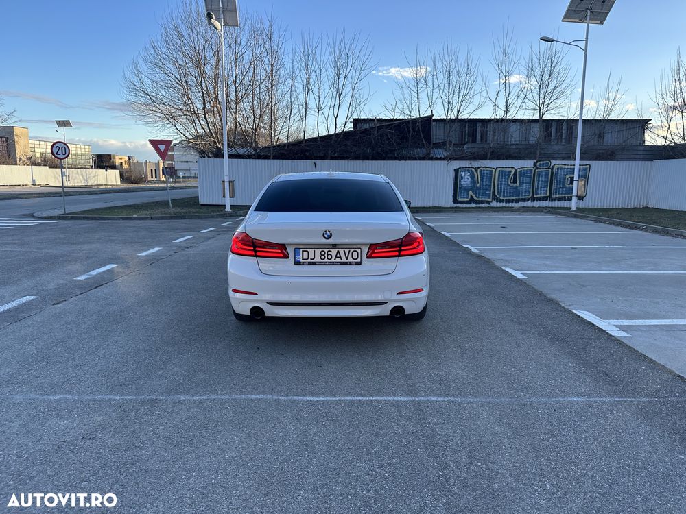 BMW Seria 5 520d xDrive AT - 2