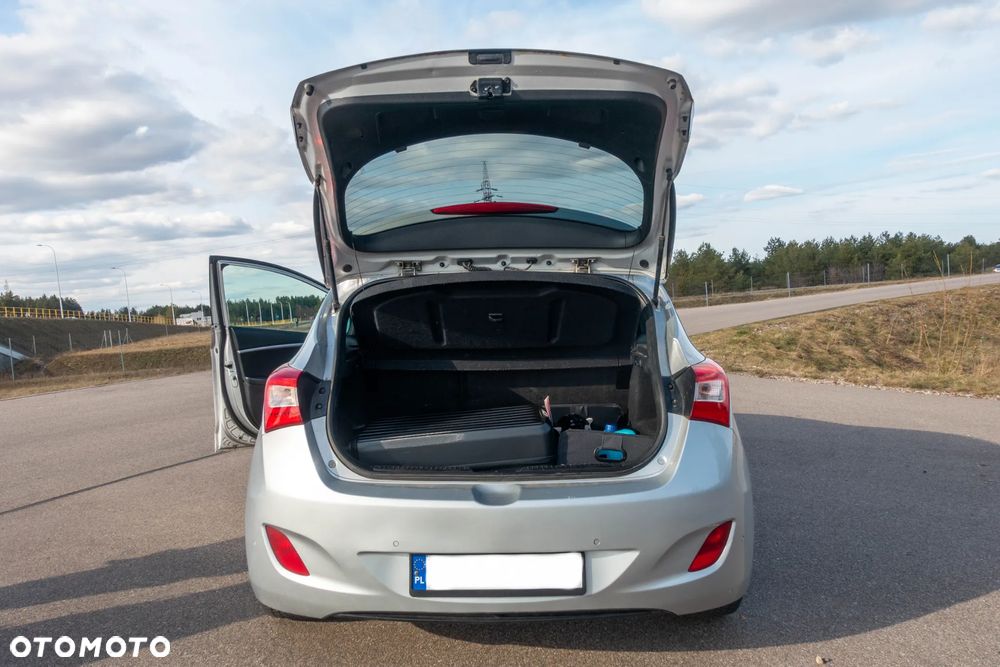 Hyundai i30 1.6 CRDi Style - 12