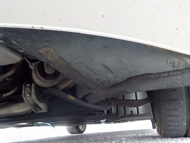 BMW Seria 6 650 i - 8