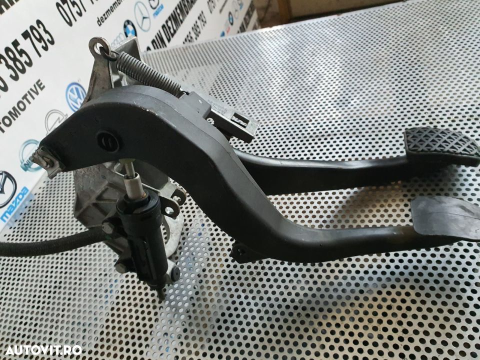 Pedale Pod Pedalier BMW E90 E91 Volan Stanga Germania - 2