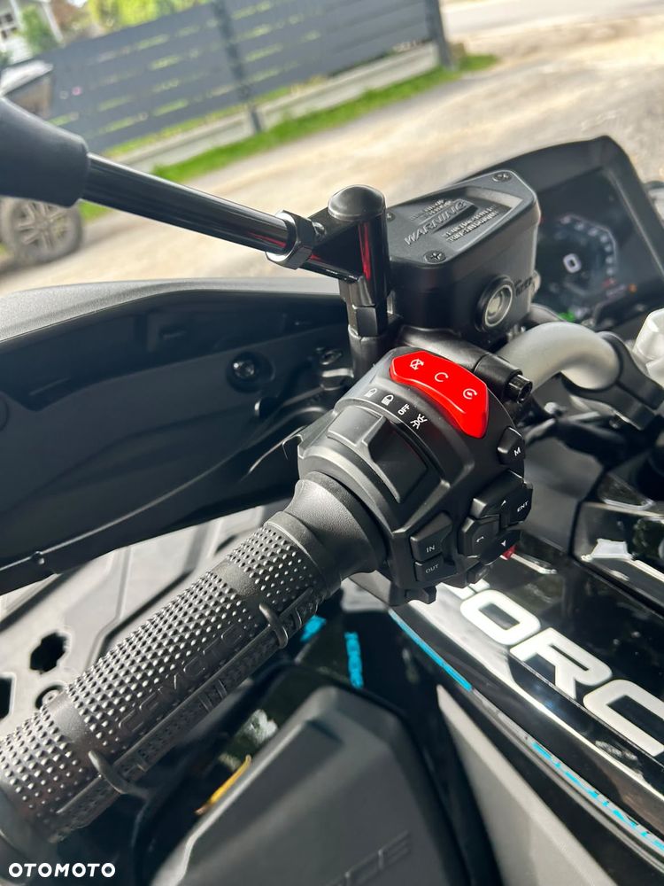 CFMoto CForce - 8