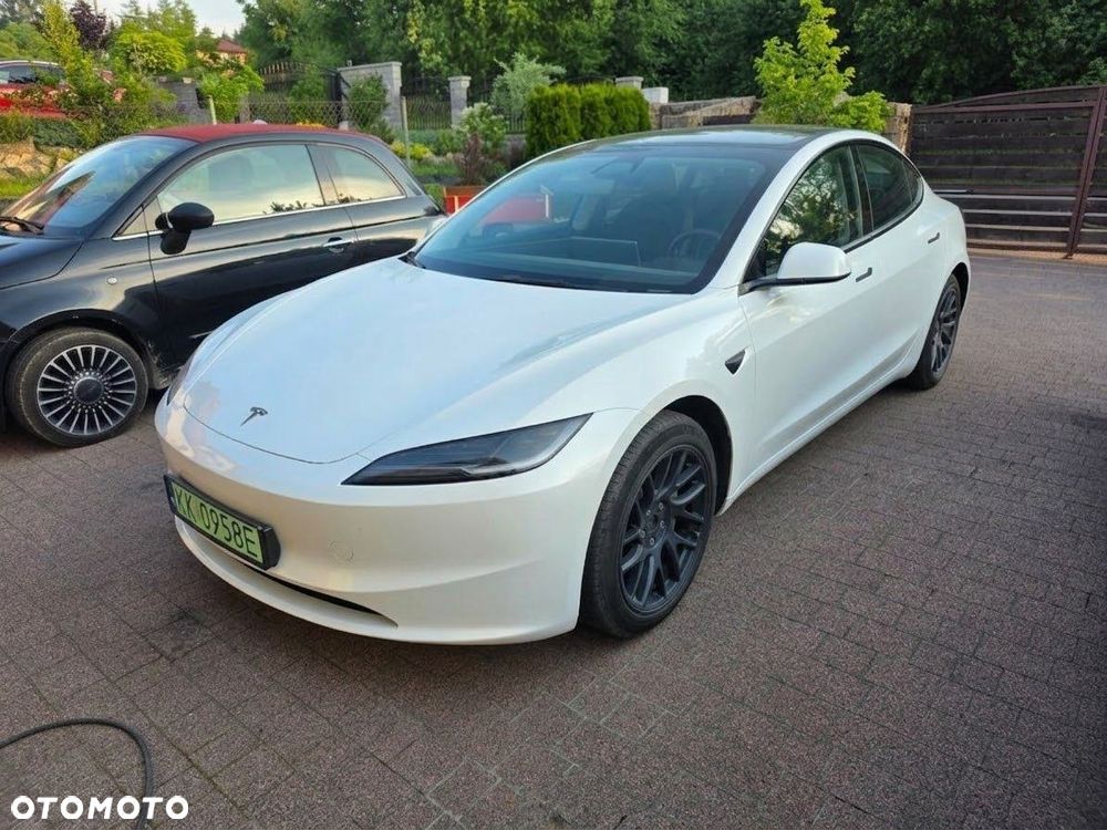 Tesla Model 3 - 2