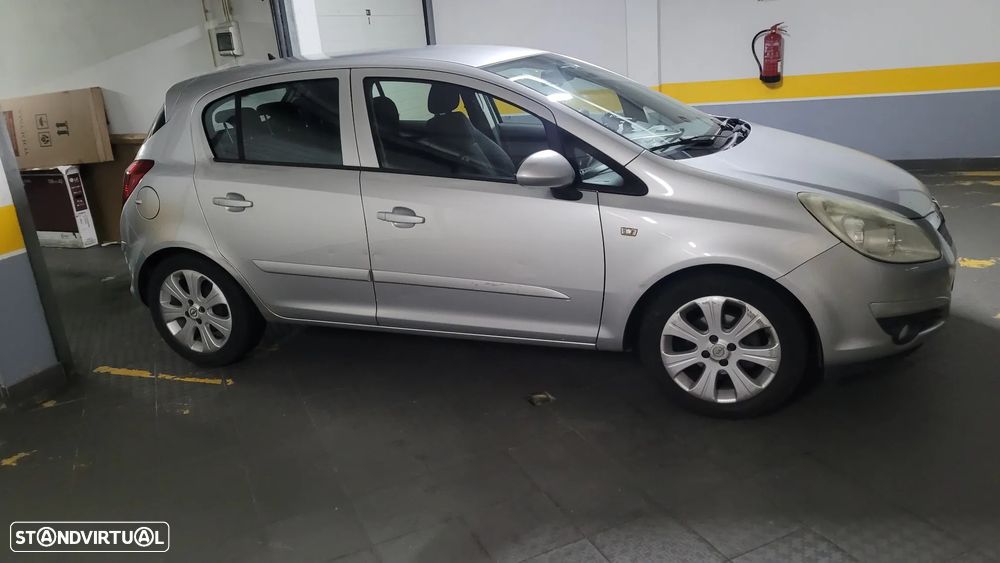 Opel Corsa 1.2 Enjoy - 1
