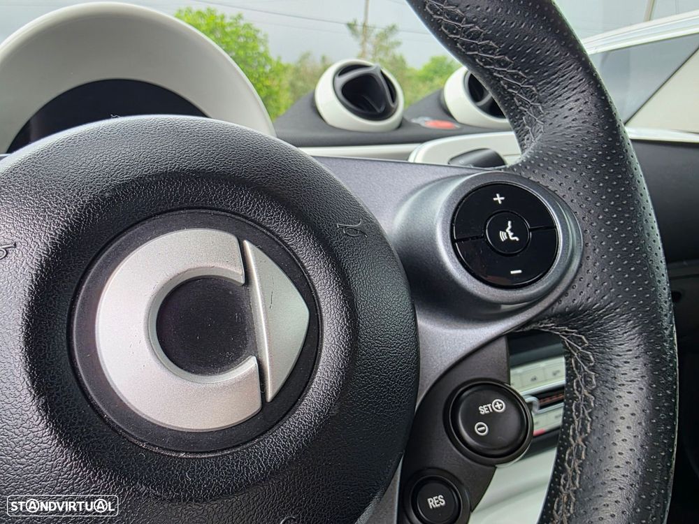 Smart ForTwo Coupé 1.0 Passion 71 - 14