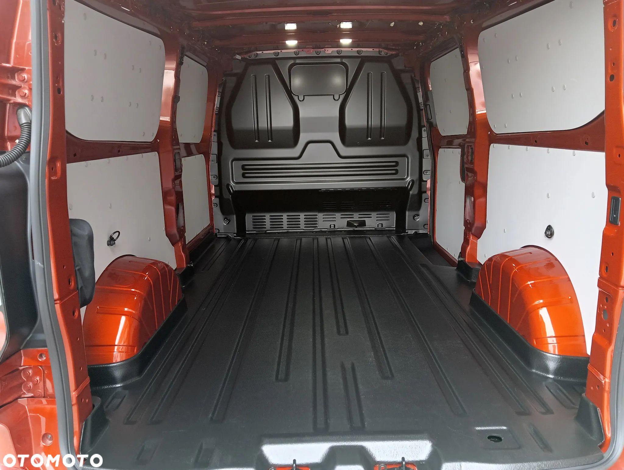 Ford Transit Custom - 10