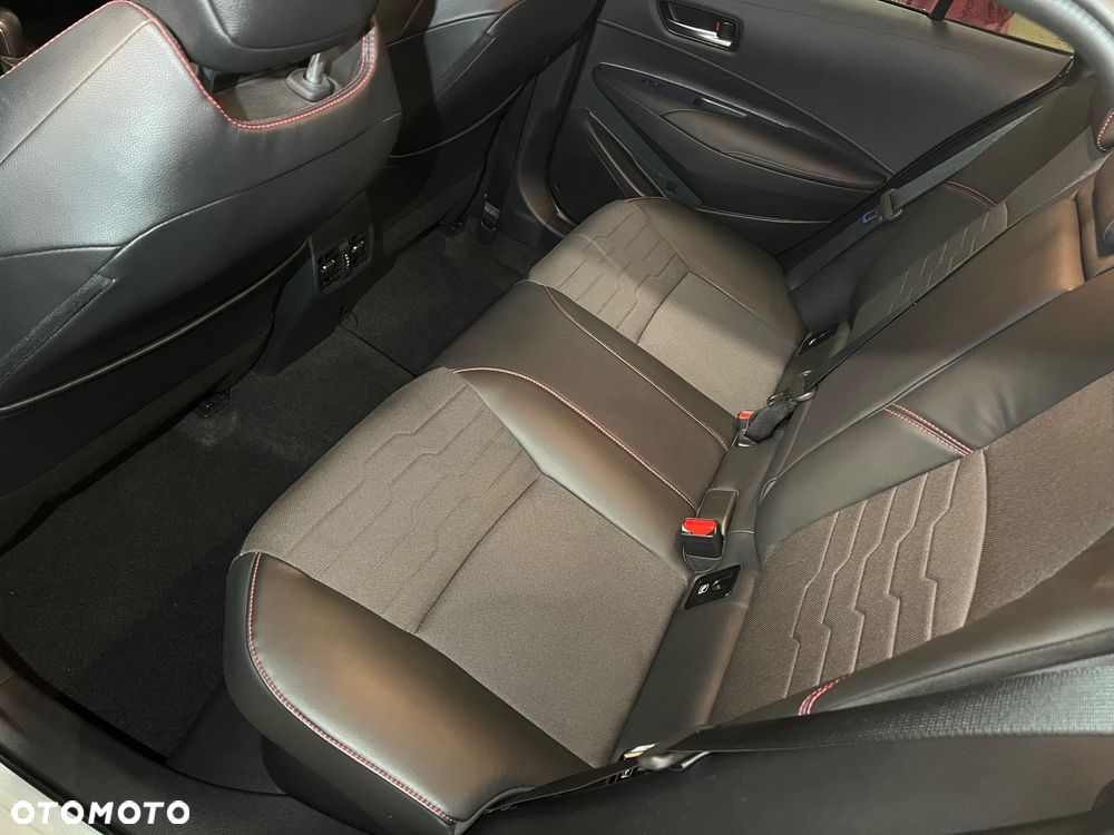 Toyota Corolla 2.0 Hybrid Selection - 8