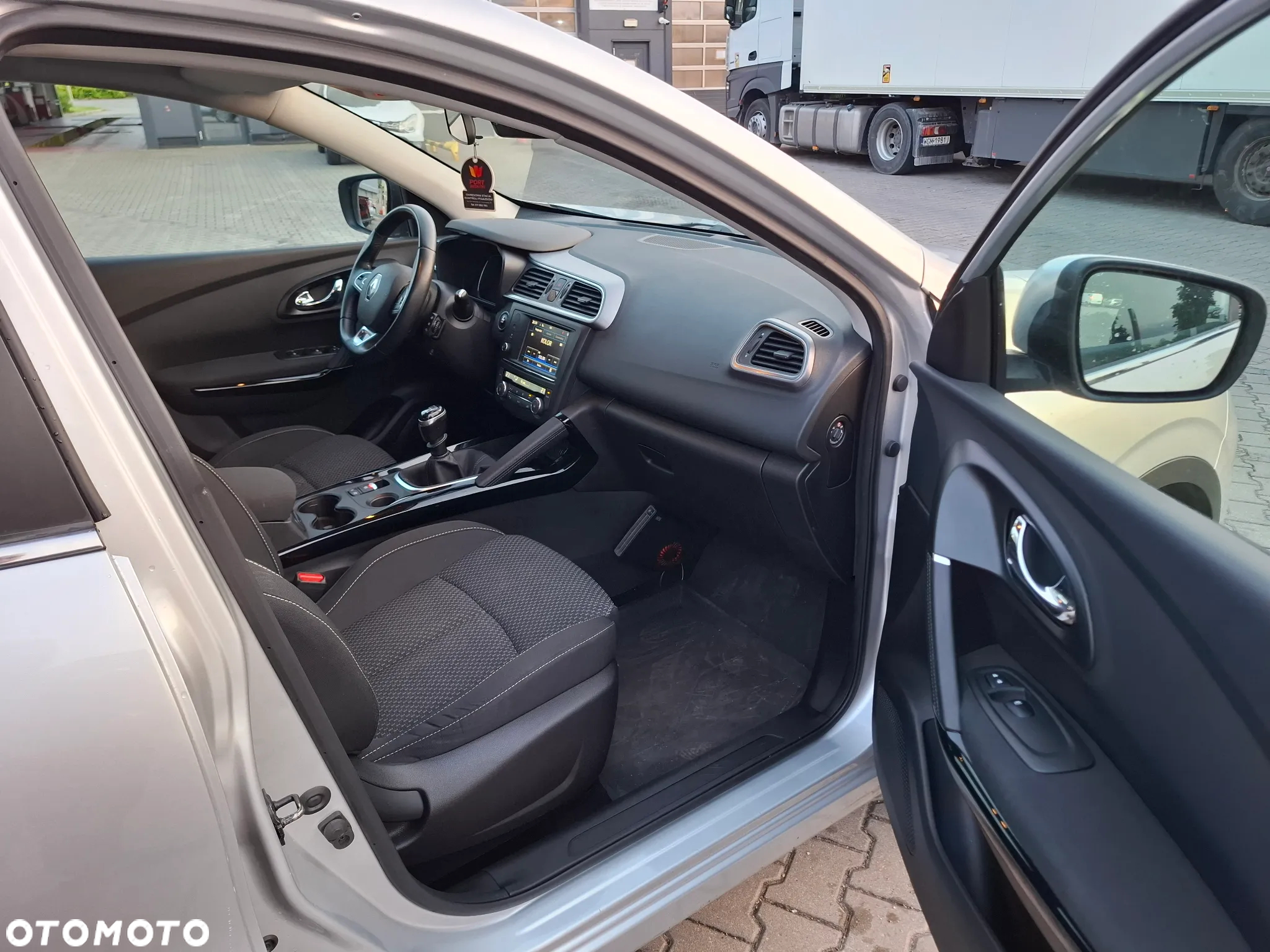 Renault Kadjar 1.2 Energy TCe Business - 12