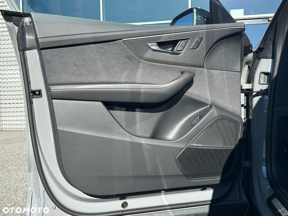 Audi RS Q8 - 13