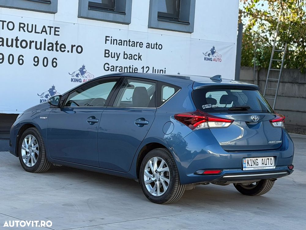 Toyota Auris - 16