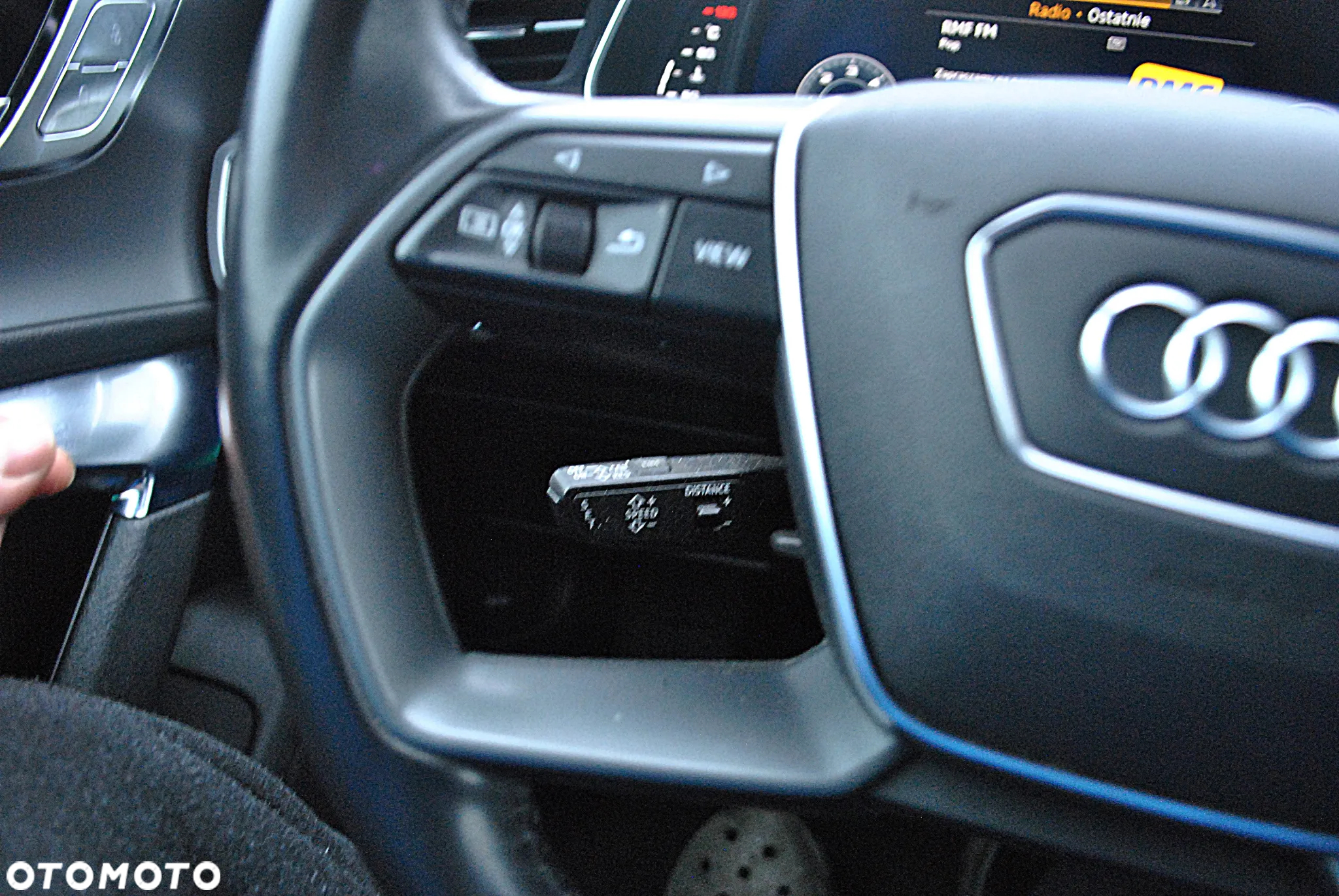 Audi A6 Avant 40 TDI quattro S tronic S line - 26