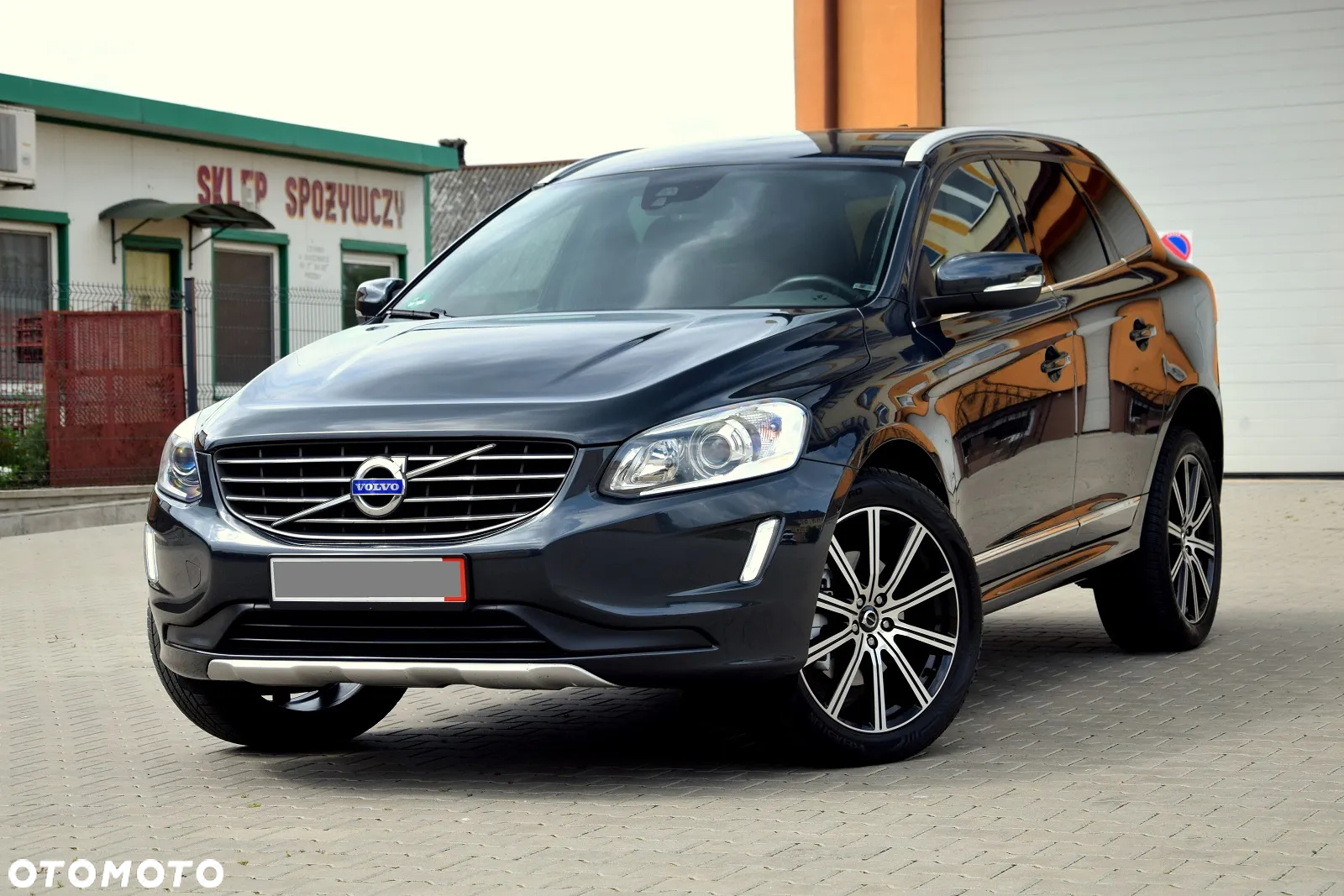 Volvo XC 60 D4 AWD Momentum - 2