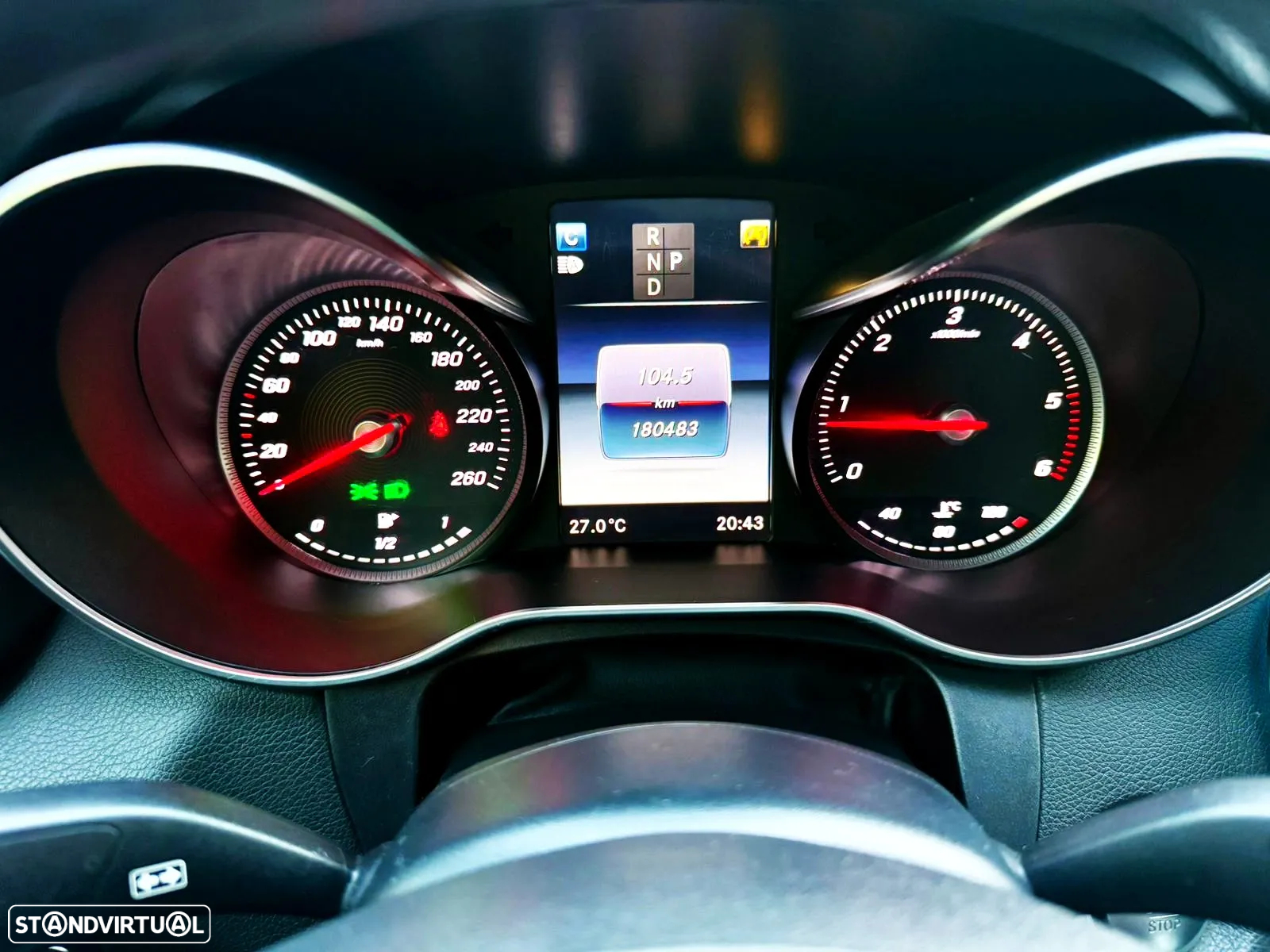 Mercedes-Benz C 220 d Coupe 9G-TRONIC AMG Line - 15