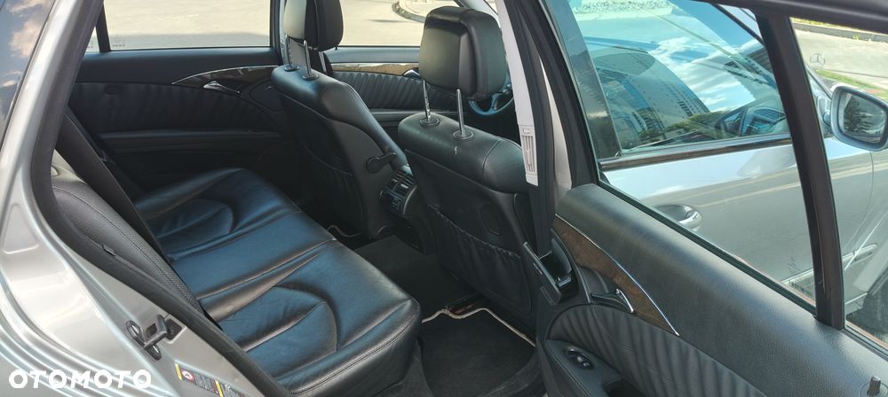 Mercedes-Benz Klasa E 350 4-Matic Avantgarde - 19