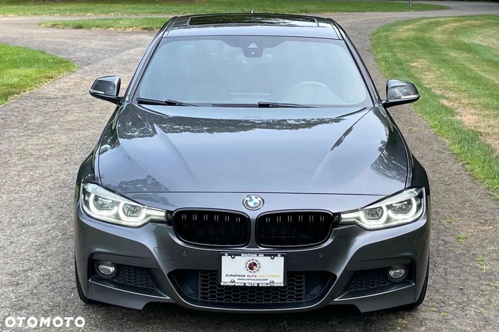 BMW Seria 3 330i xDrive Edition M Sport Shadow - 1