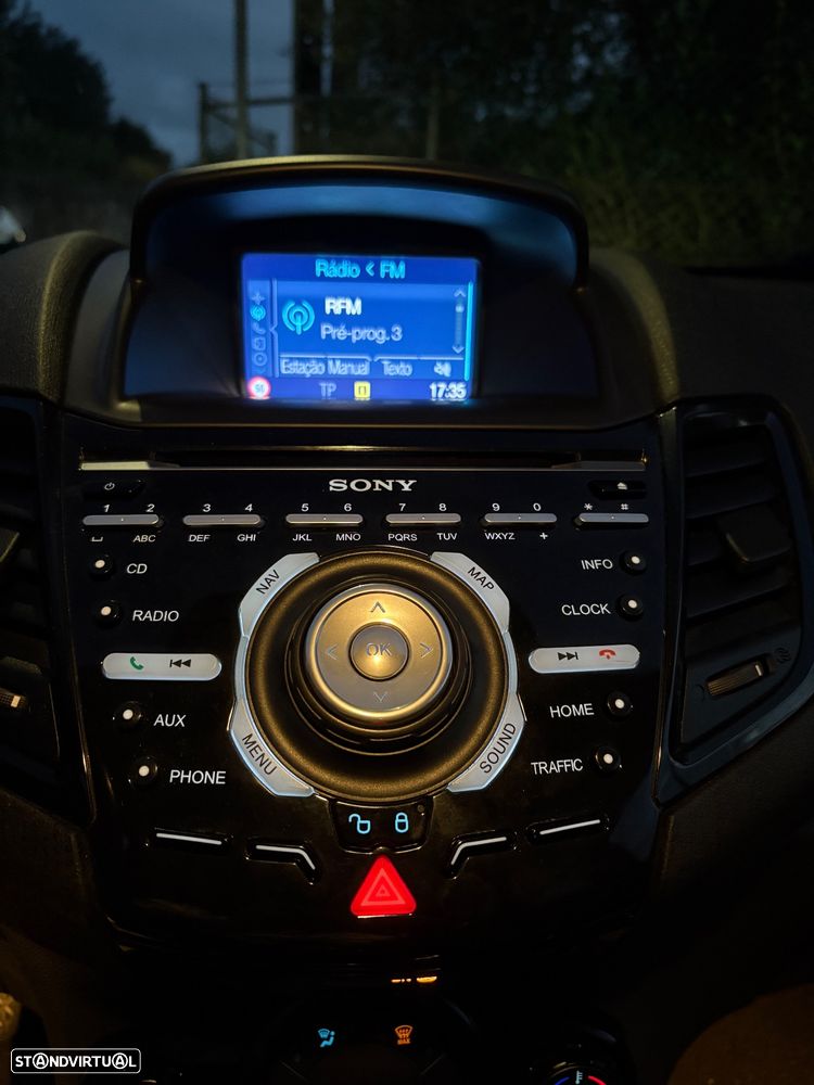 Ford Fiesta 1.0 Ti-VCT Titanium - 8