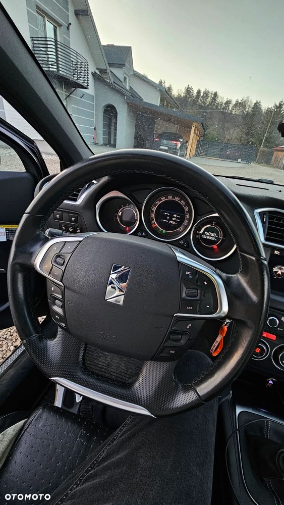 Citroën DS4 1.6 HDi SoChic - 7