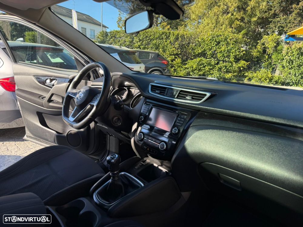 Nissan Qashqai 1.5 dCi N-Connecta Business - 10