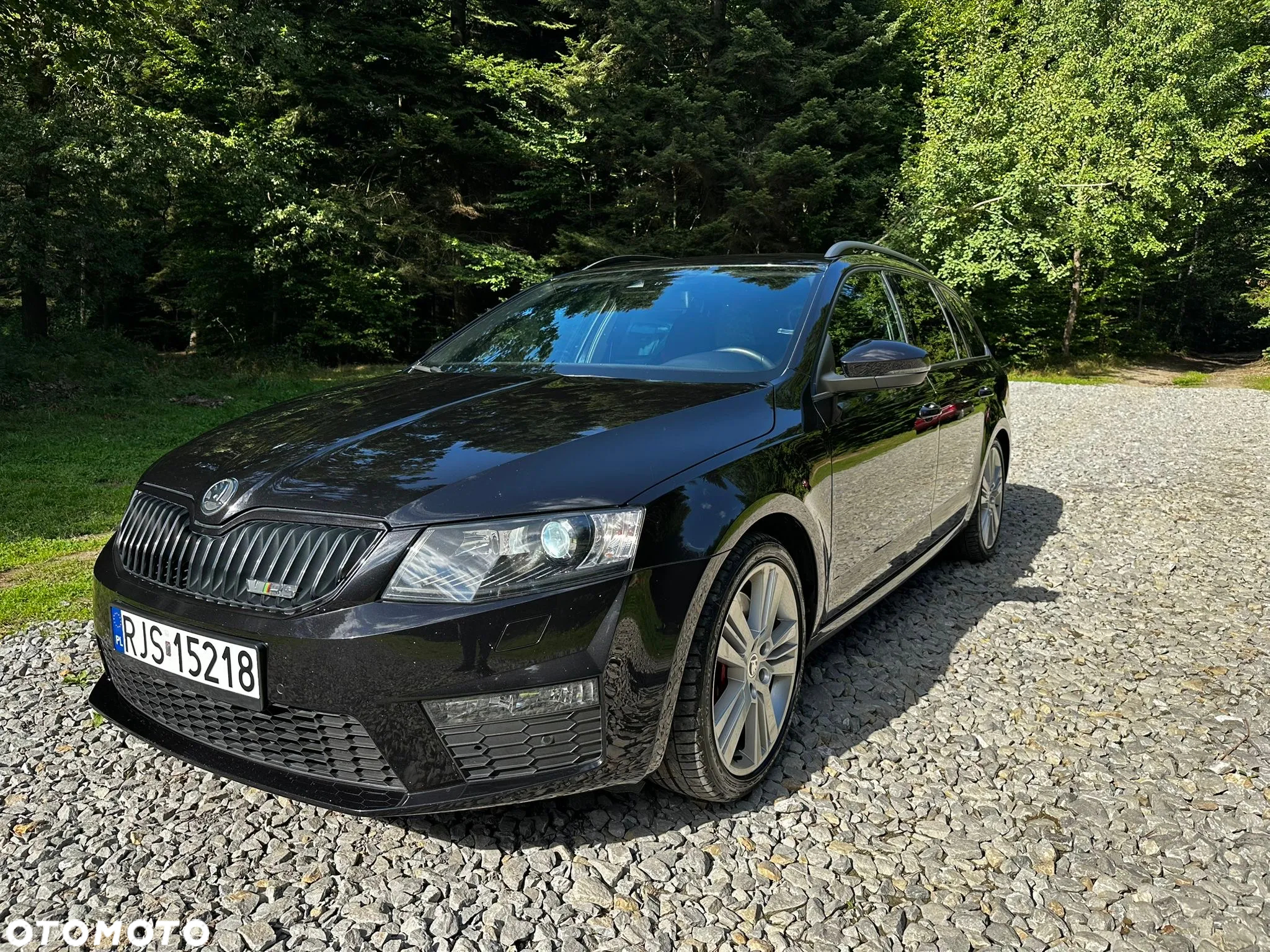 Skoda Octavia Combi 2.0 TDI RS - 2